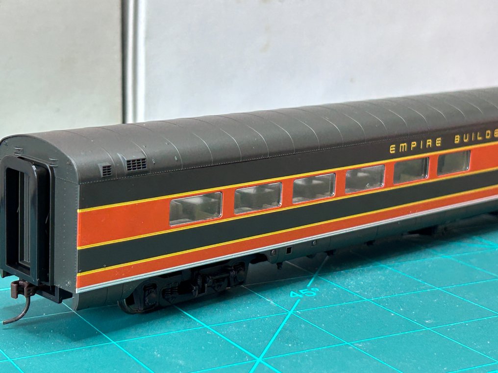 Walthers H0 - 932-9083 - 模型客運火車 (1) - AC&F 36 座位餐廳 - GN Great Northern #2.1