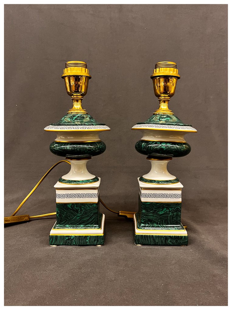 Giulia Mangani, by LG Porcellane - Table lamp (2) - 21.430- Elegant Artdeco decoration with gold finishes. - Porcelain #1.1