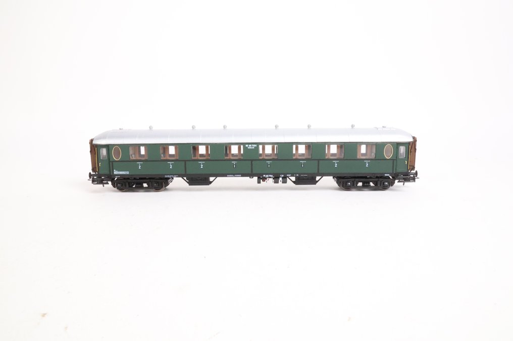 Artitec H0 - 20.260.01 - Carrozza passeggeri di modellini di treni (1) - Cornice ovale AB7204 verde con tetto argento - NS #2.1
