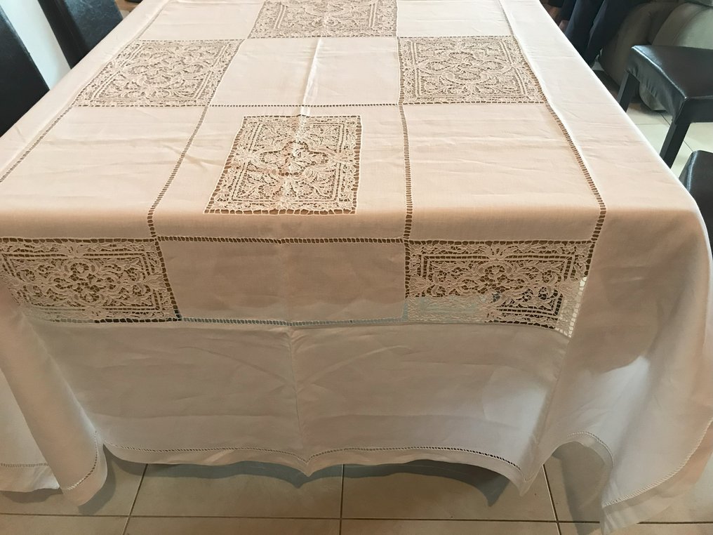 桌布 (9)  - 300 cm - 160 cm - 有8張餐巾紙 #2.1