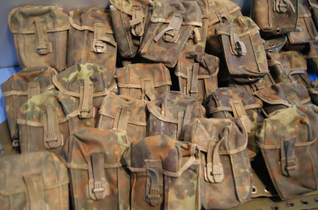 Alemanha - 10 alças ajustáveis / 40 bolsas com alças - exército alemão. - Equipamento militar #2.1