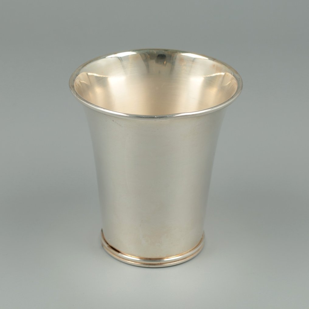 H. Hooijkaas, NO RESERVE drinkbeker - Cup - .925 silver #1.1