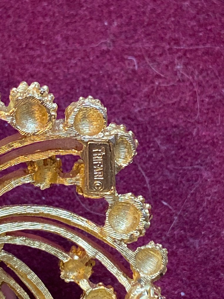 Trifari - Gold-plated - Brooch #2.1