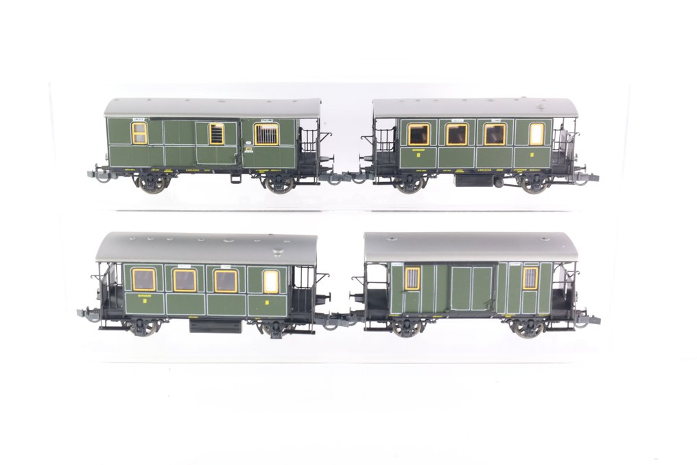 Roco H0 - 44014 - Ensemble de wagons de passagers pour trains miniatures (1) - Ensemble de 4 passagers Passagiersrijtuigen - K.Bay.Sts.B #1.1