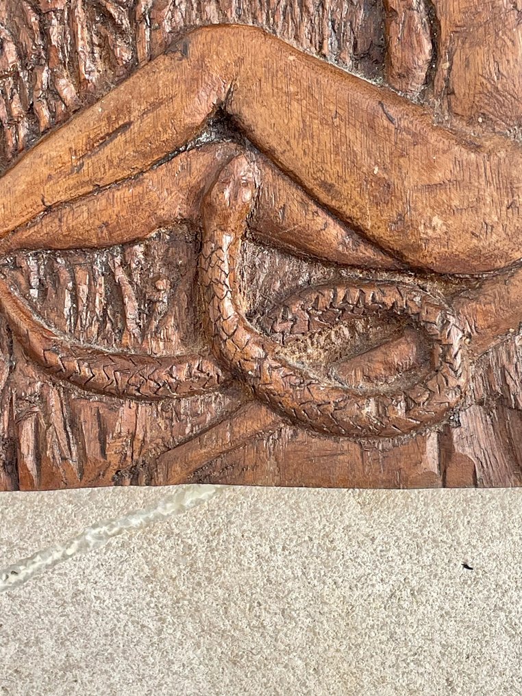 Reliëf, Femme nue au serpent - 35 cm - Hout #2.1