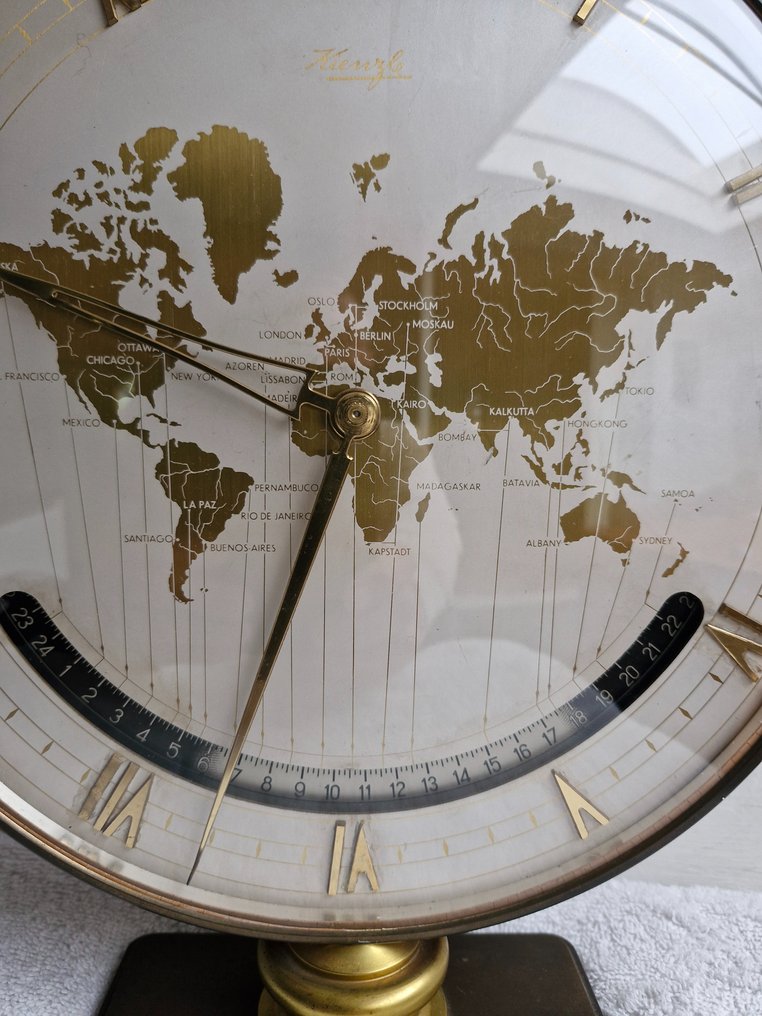 Horloge mondiale - Kienzle -  Moderne du milieu de siècle en laiton, en métal, en verre bombé - 1950-1960 #1.2