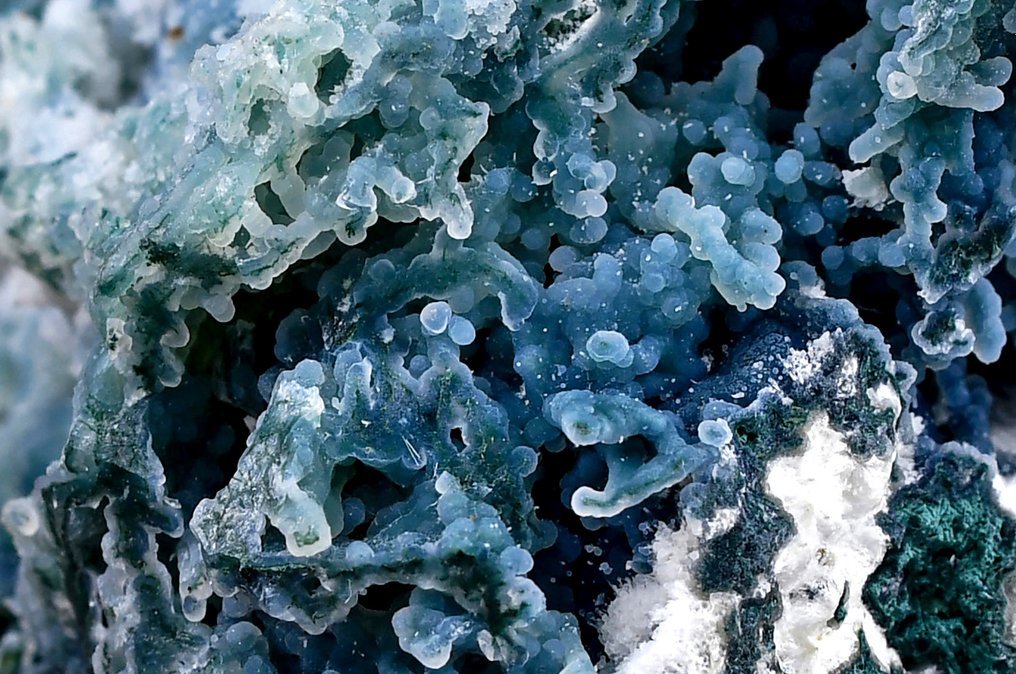 Calcedônia azul de primeira qualidade e Mordenita branca como a neve da India - Altura: 8.6 cm - Largura: 6.3 cm- 107 g #2.1