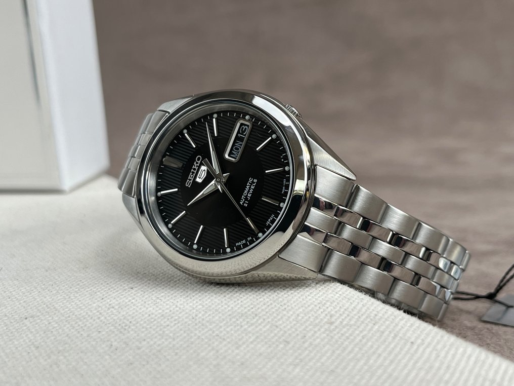 Seiko - 5 - Automatic Day Date - SNKL23J1 - Seiko 5 - Zonder Minimumprijs - SNKL23J1 - Heren - 2020+  #3.2
