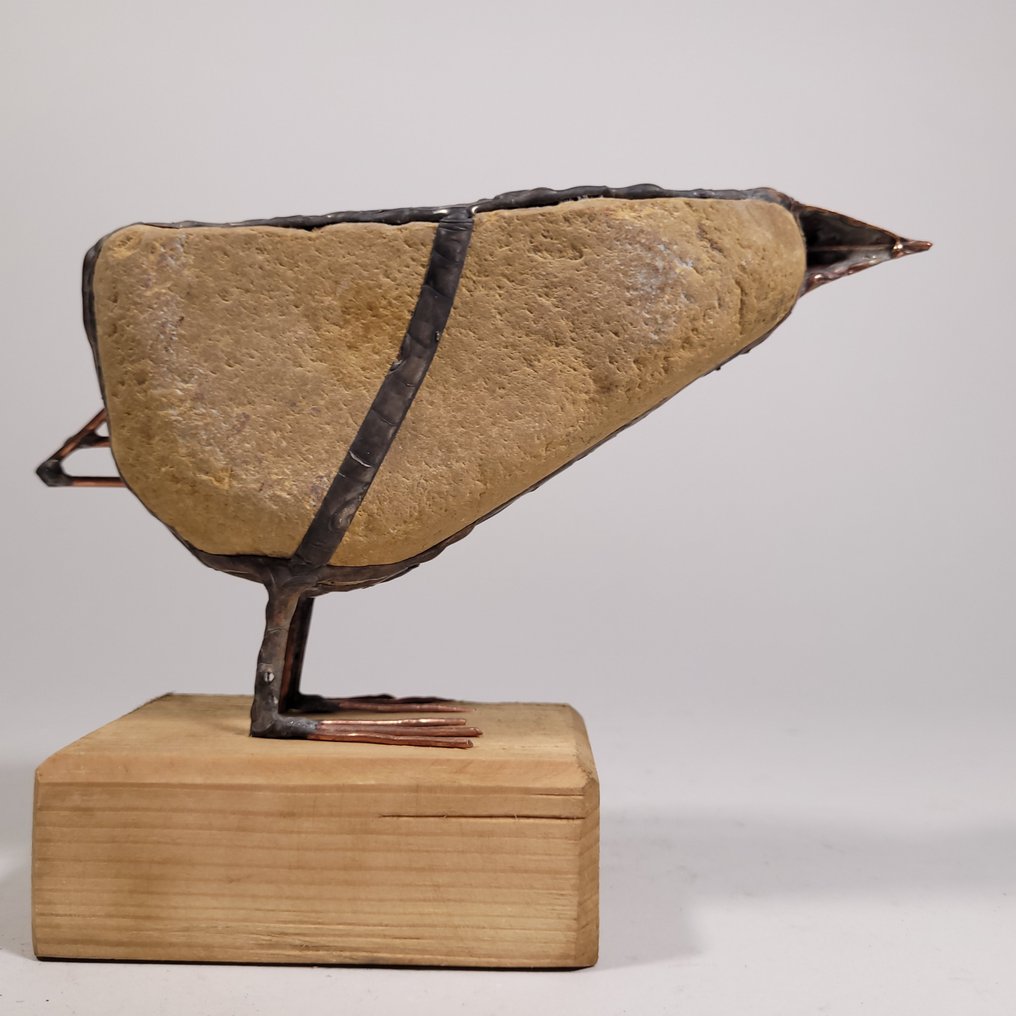 Jacek Drzymała ( XX- XXI) - Skulptur, Handmade Stone Bird - No reserve - 15 cm - Holz, Kupfer, Stein - 2024 #2.1