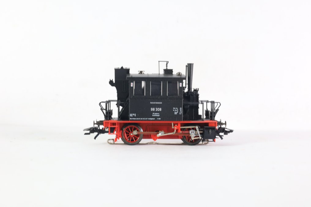 Märklin H0 - 3387 - Steam locomotive (1) - BR 98.3 ''Glass cabinets'' - DB #3.1