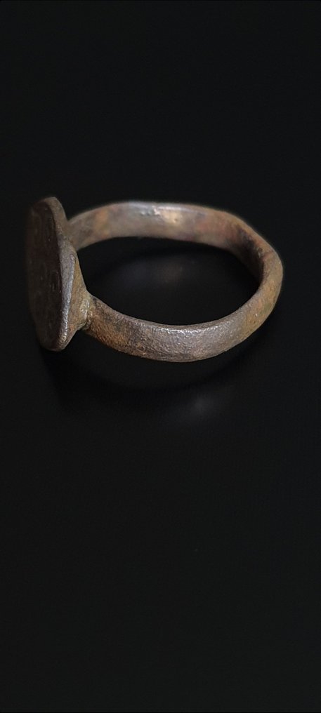 Vikingetiden Metal Ring  (Ingen mindstepris) #2.2