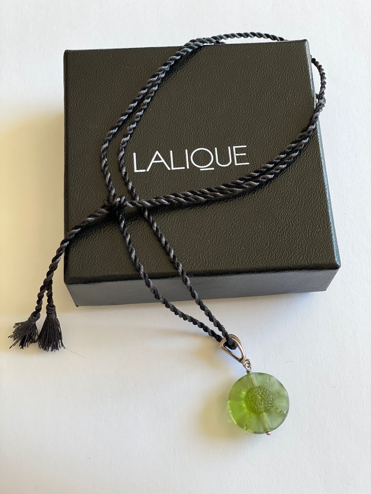 René Lalique - (en boîte) - « Fleur Antinea » - 925. Argent, Cristal - Pendentif #3.1