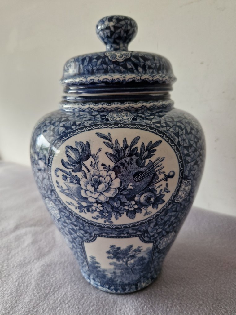 Franz Anton Mehlen  Royal Bonn  - Dekselvaas - Vase  - Keramik #2.1