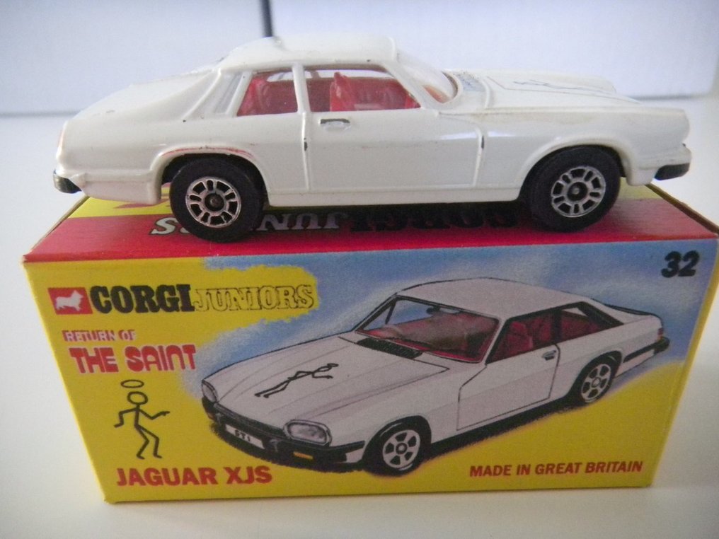 Corgi, Husky - Modellbil  (7) - Husky - 1206 - Chitty Chitty Bang Bang,  Corgi Juniors - 32 - Return of the Saint - Jaguar, etc - James Bond, Saint, Man From Uncle - samling #3.2
