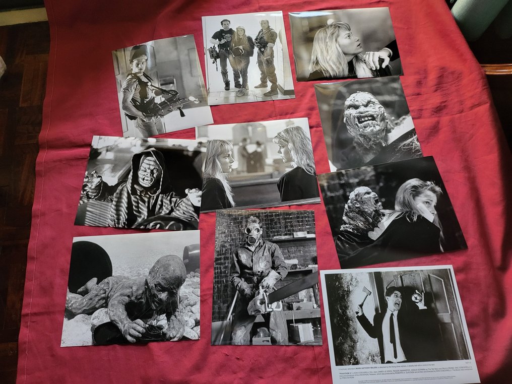 Total Recall - Arnold Schwarzenegger - Press Kit with 17 photos #3.2