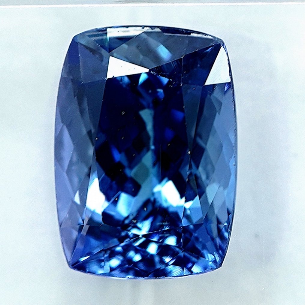 Tanzanite  - 3.69 ct - IGI (Institutul gemologic internațional) #1.0