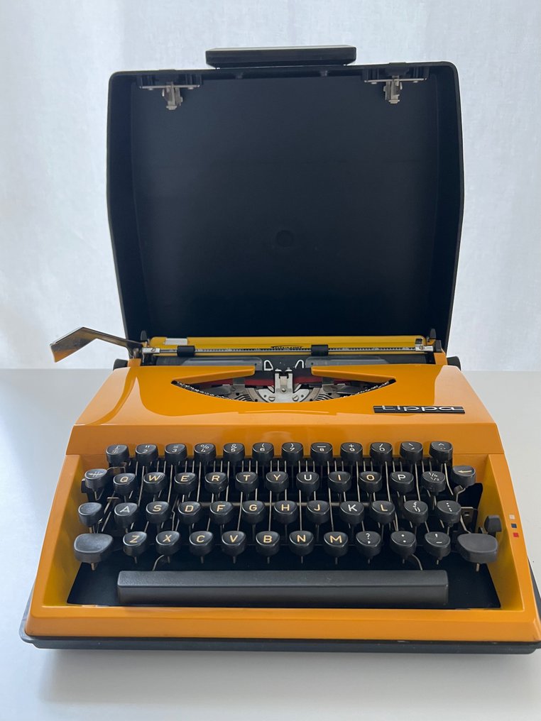 Triumph Tippa - Maszyna do pisania - 1960-1970 #1.1