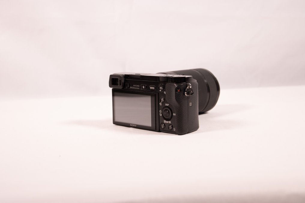Sony Alpha 6000 + SEL 55-210 Peilitön kamera #3.1