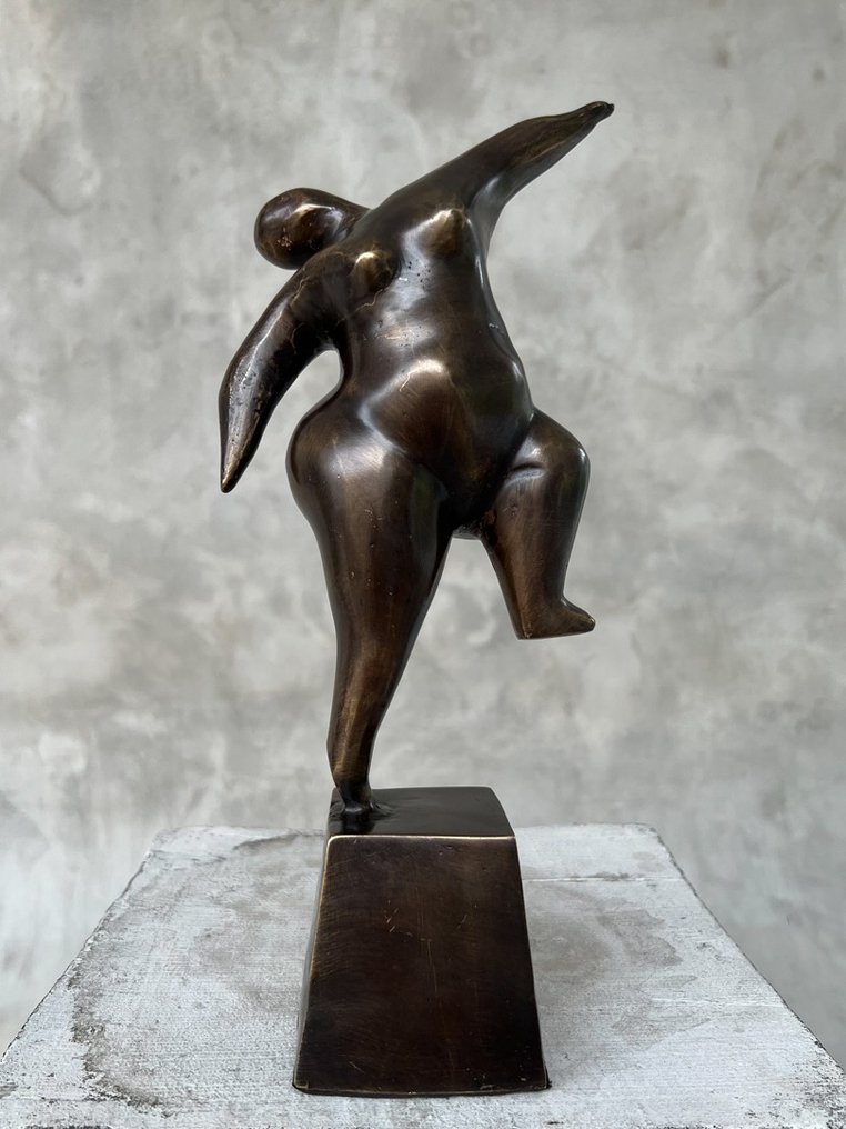 雕刻, Sculpture, NO RESERVE PRICE - Voluptuous Dancing Lady Statue - Brushed Bronze - Bronze - 31 cm - - 31 cm - 青銅色 #1.0