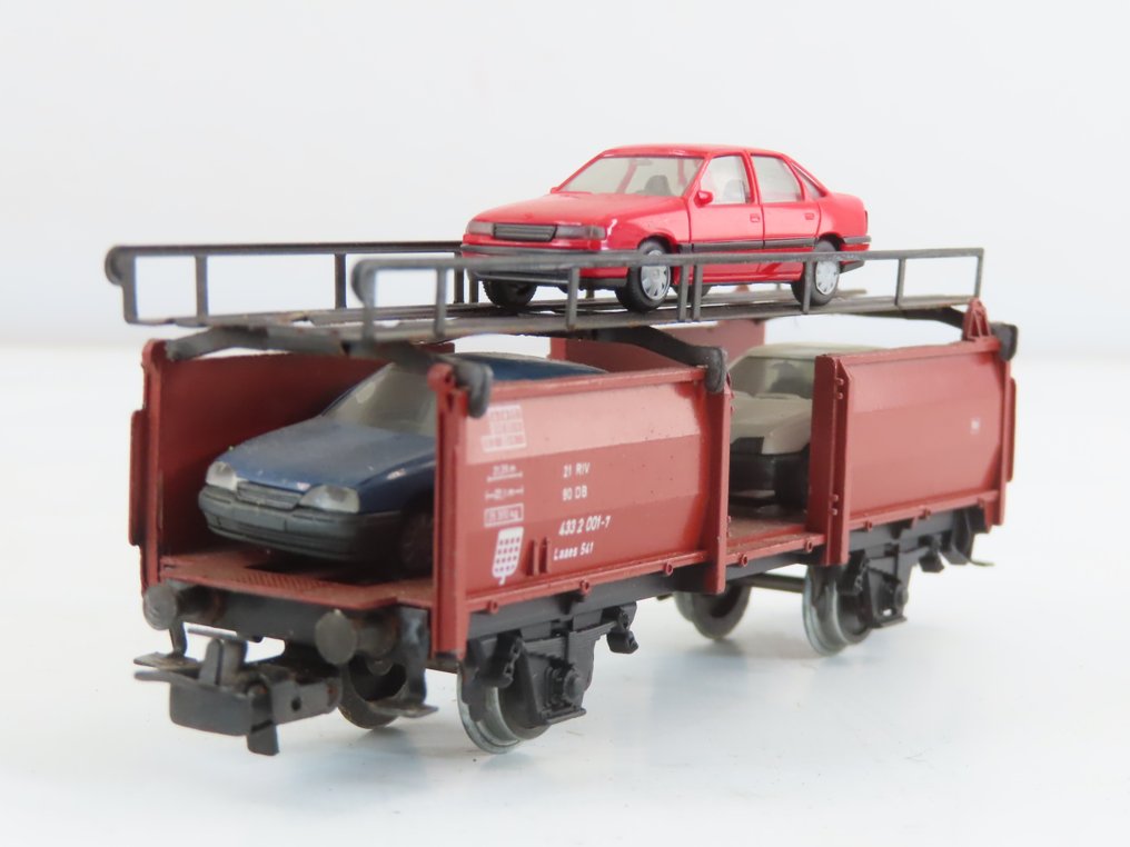 Märklin H0 - 4612/4613 - Modeltrein goederenwagon (7) - 7 Twee-assige autotransporters deels met lading - DB #3.1