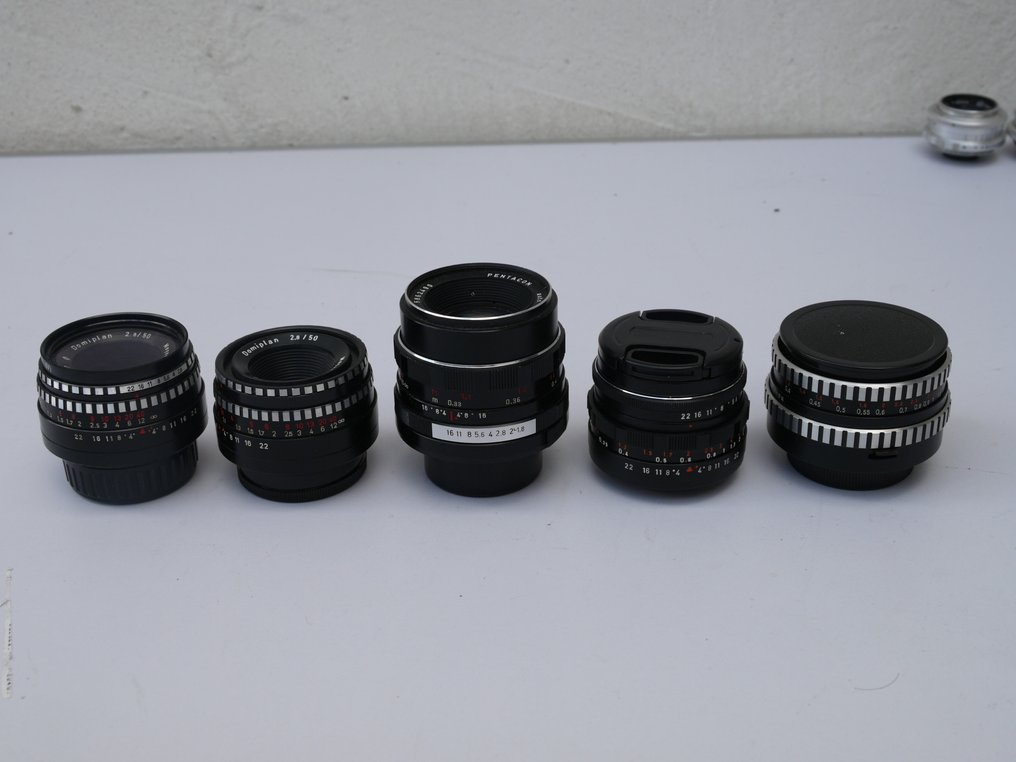 5 alte gute M 42  Objektive 2x Domiplan 2.8/50, Pentacon auto 1.8/50, Pentacon auto 3.5/30, Carl Zeiss Jena Tessar 2.8/50 Obiettivo per fotocamera #2.1