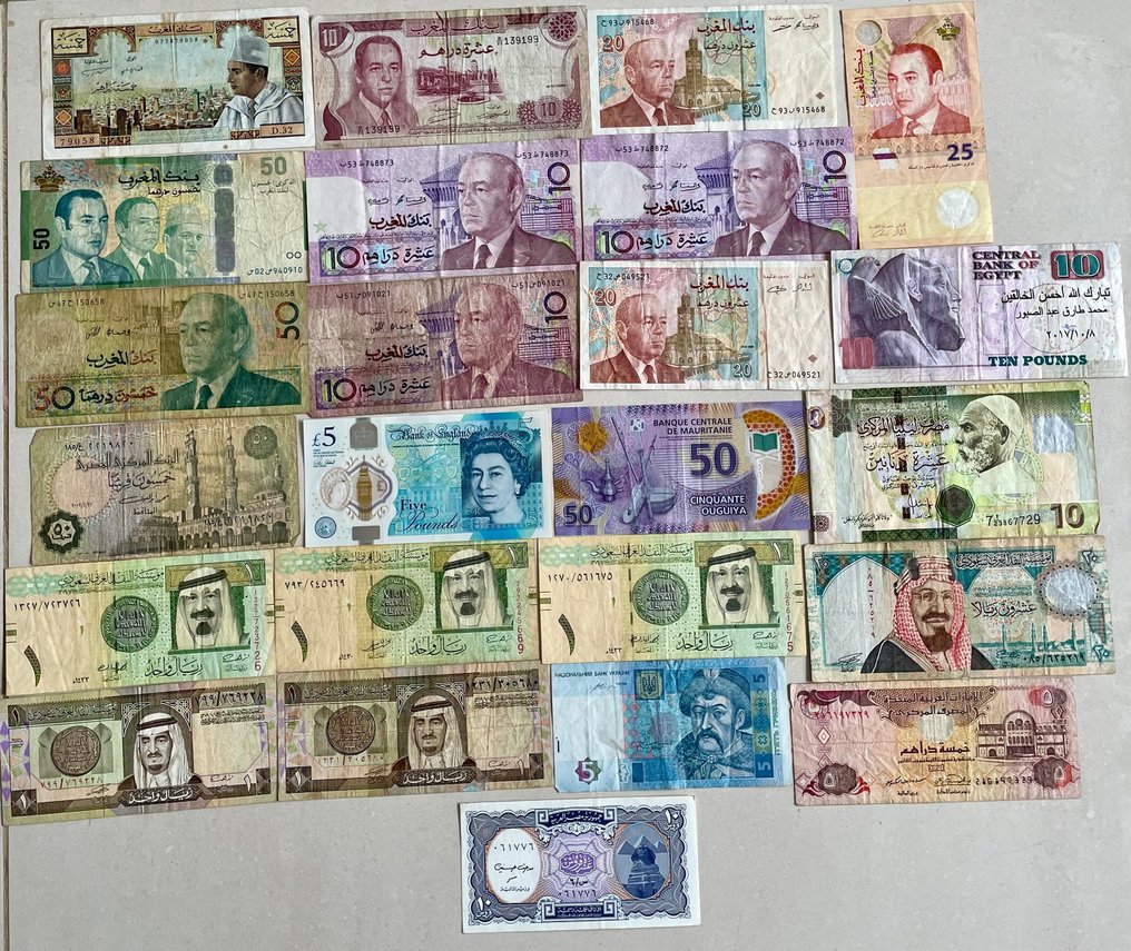 Maailma. - 24 Banknotes - Various Dates  (Ei pohjahintaa) #1.1