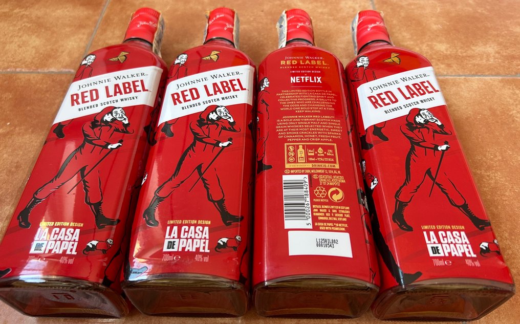 Johnnie Walker - Red Label - La Casa de Papel Limited Edition  - b. 2021  - 700ml - 4 flasker #3.1