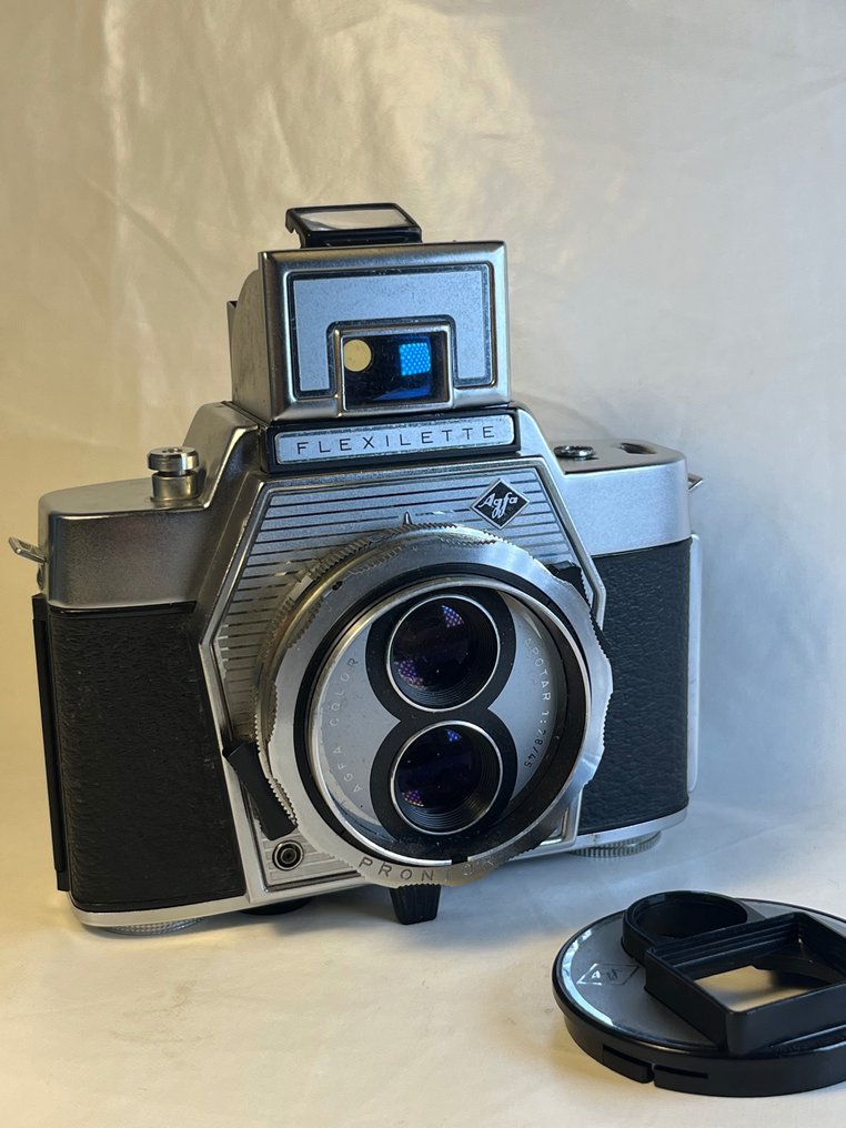 Agfa Flexilette  ( 1960-1961 ) Zweiäugige Spiegelreflexkamera (TLR) #1.2
