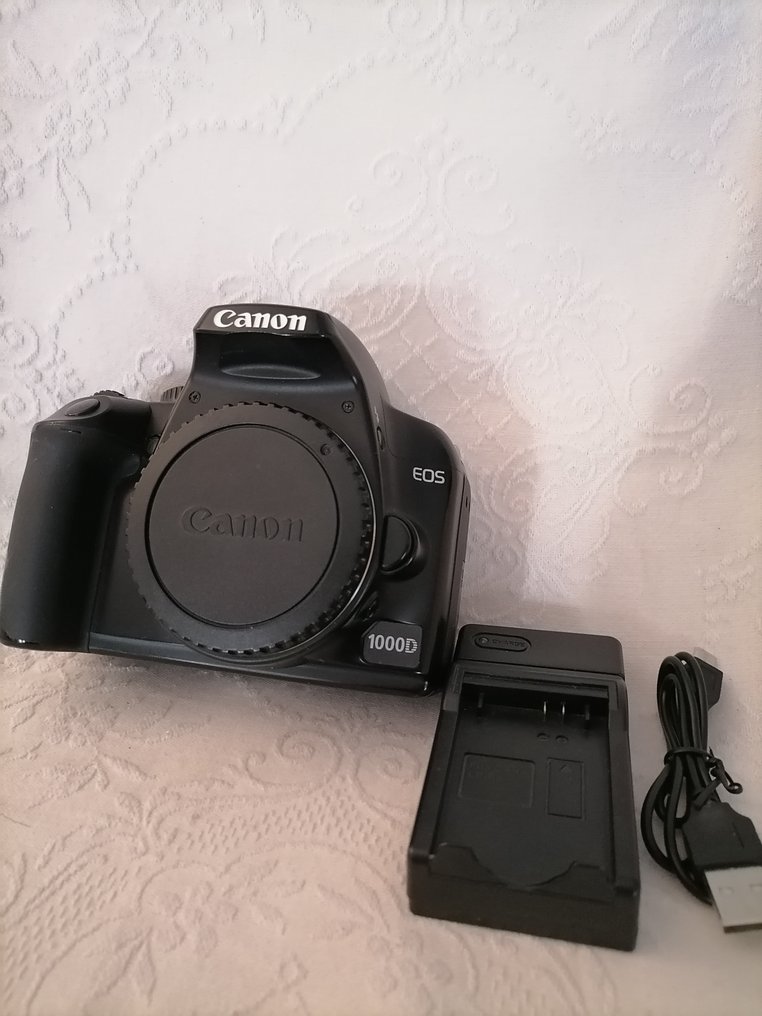 Canon EOS 1000D Digitalkamera #1.1