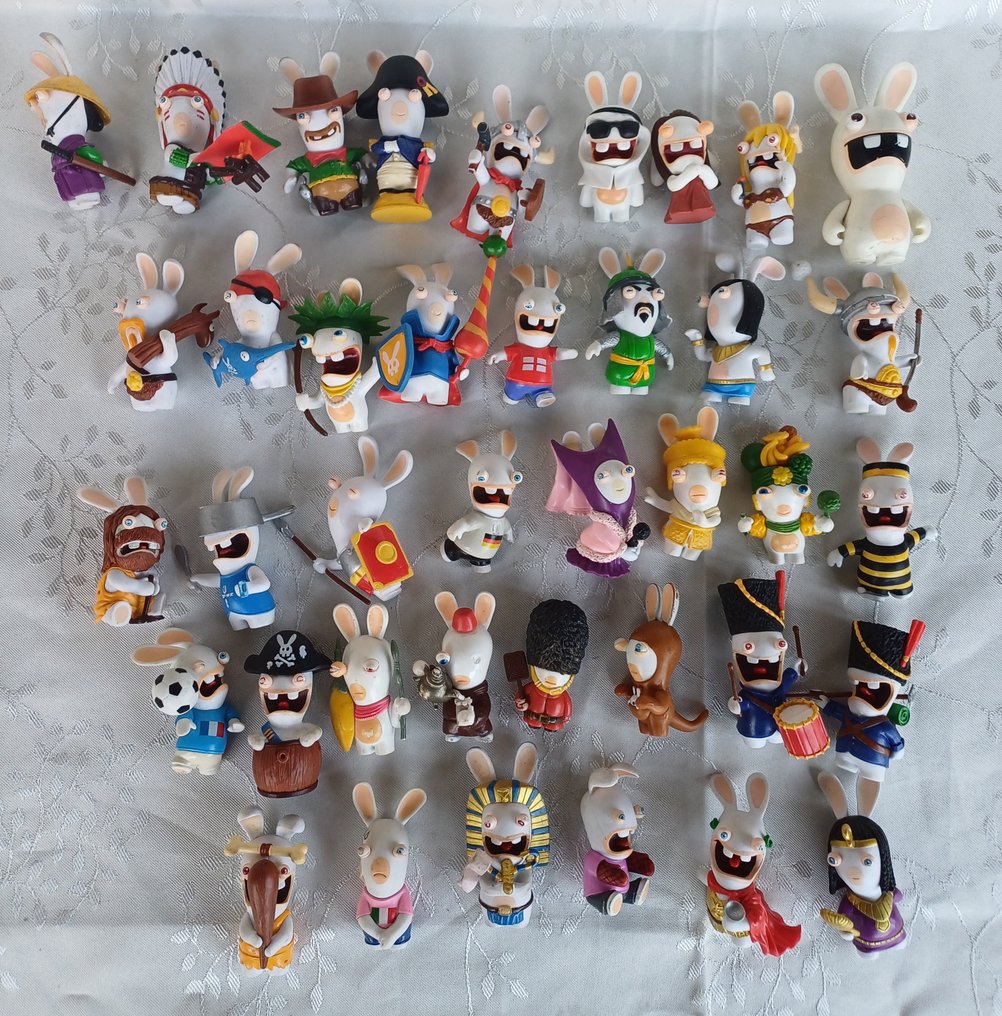 Themed collection - 39x Ubisoft Rabbids action figures #2.1