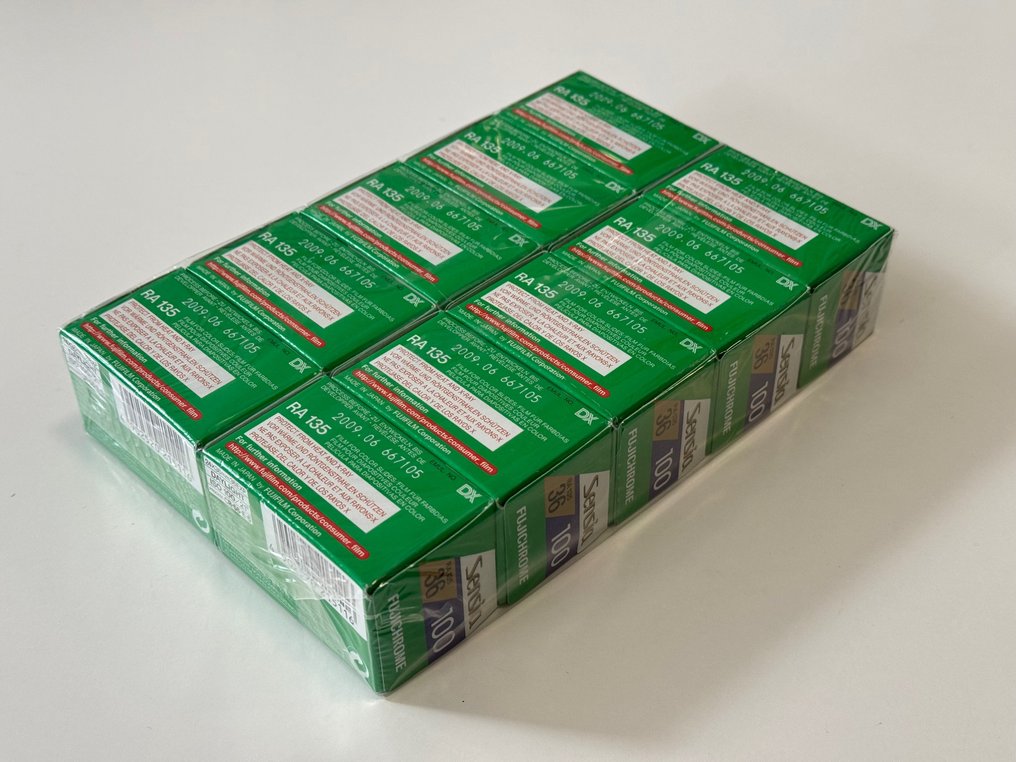 Fuji Sensia 100 slide film 10x 35mm *Always cold stored* | Film nefolosit #3.2
