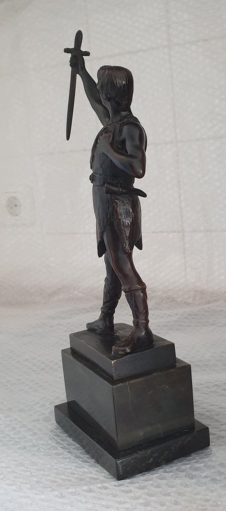Skulptur, Junger Kämpfer mit Schwert - 39 cm - Bronze #2.1
