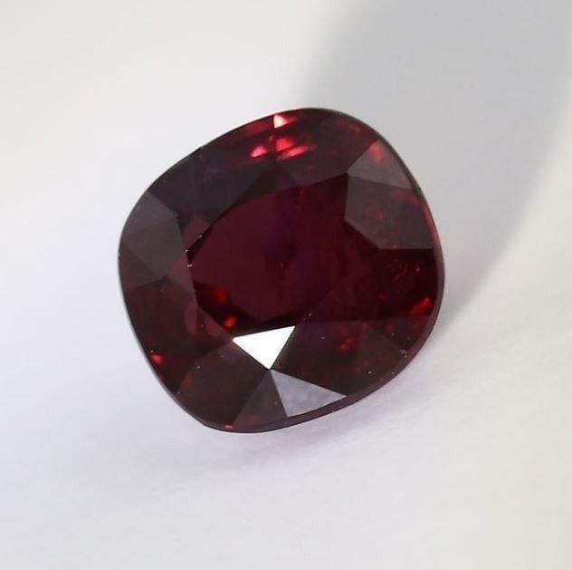 Zonder minimumprijs - 1 pcs  Rood, Paars Robijn  - 1.04 ct - Gemological Institute of America (GIA) - Onverwarmde onbehandelde robijn #3.2