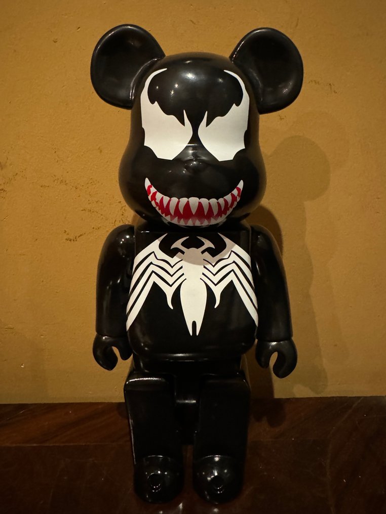 Bearbrick 400% Medicom Toy “Venom” - Statuetta - PVC #1.1