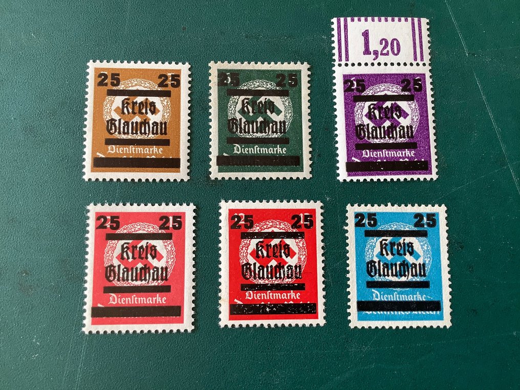 Alemania - Áreas postales locales 1945 - Glauchau: 6 sellos de servicio - marcados Zierer BPP - Michel 30, 32/33, 36/37 en 39 #3.1