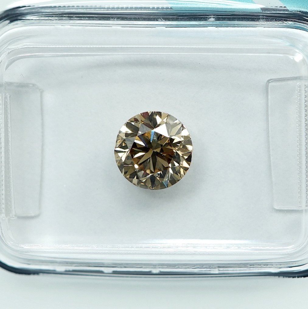 1 pcs Diamant  (Naturfarvet)  - 1.01 ct - Fancy Brunlig Gul - SI1 - International Gemological Institute (IGI) #3.1