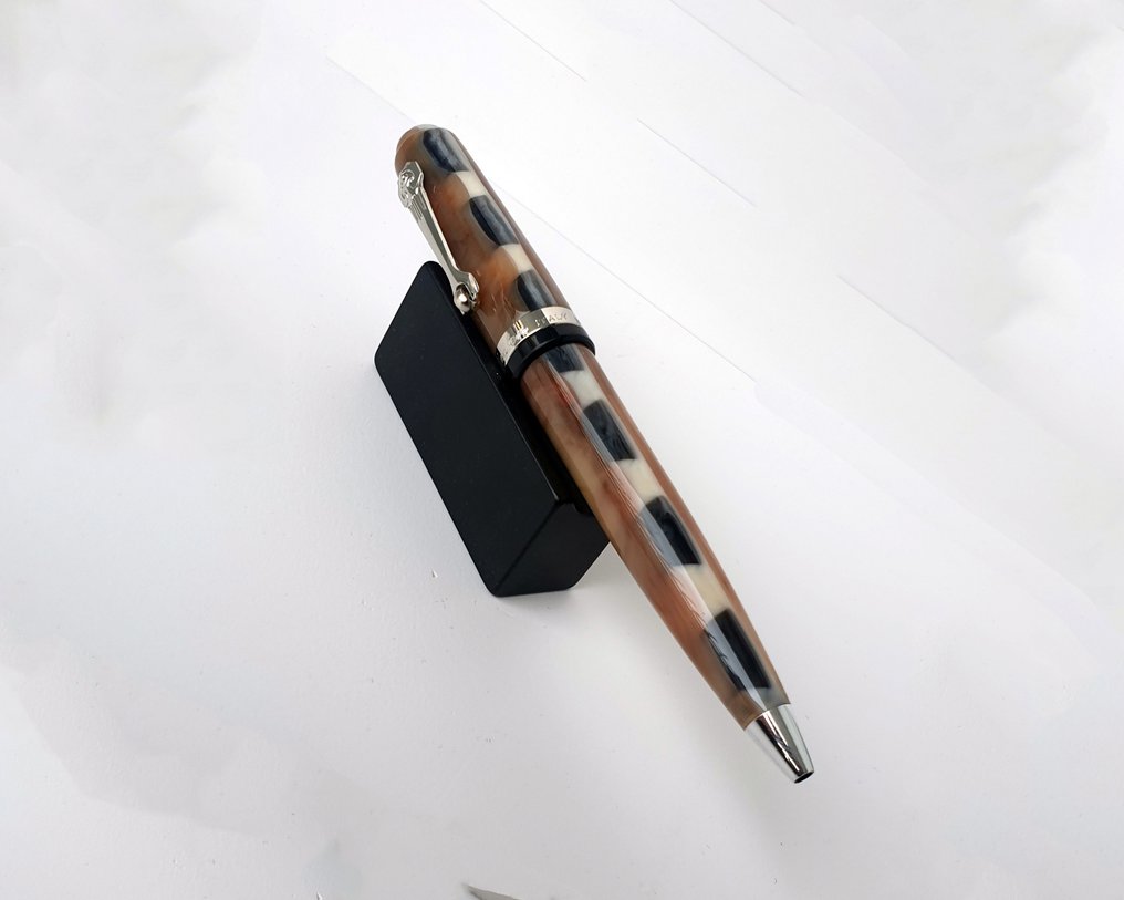 Marlen - E-COM - Edizione speciale in resina Marrone/Nera - Kuglepen #1.0