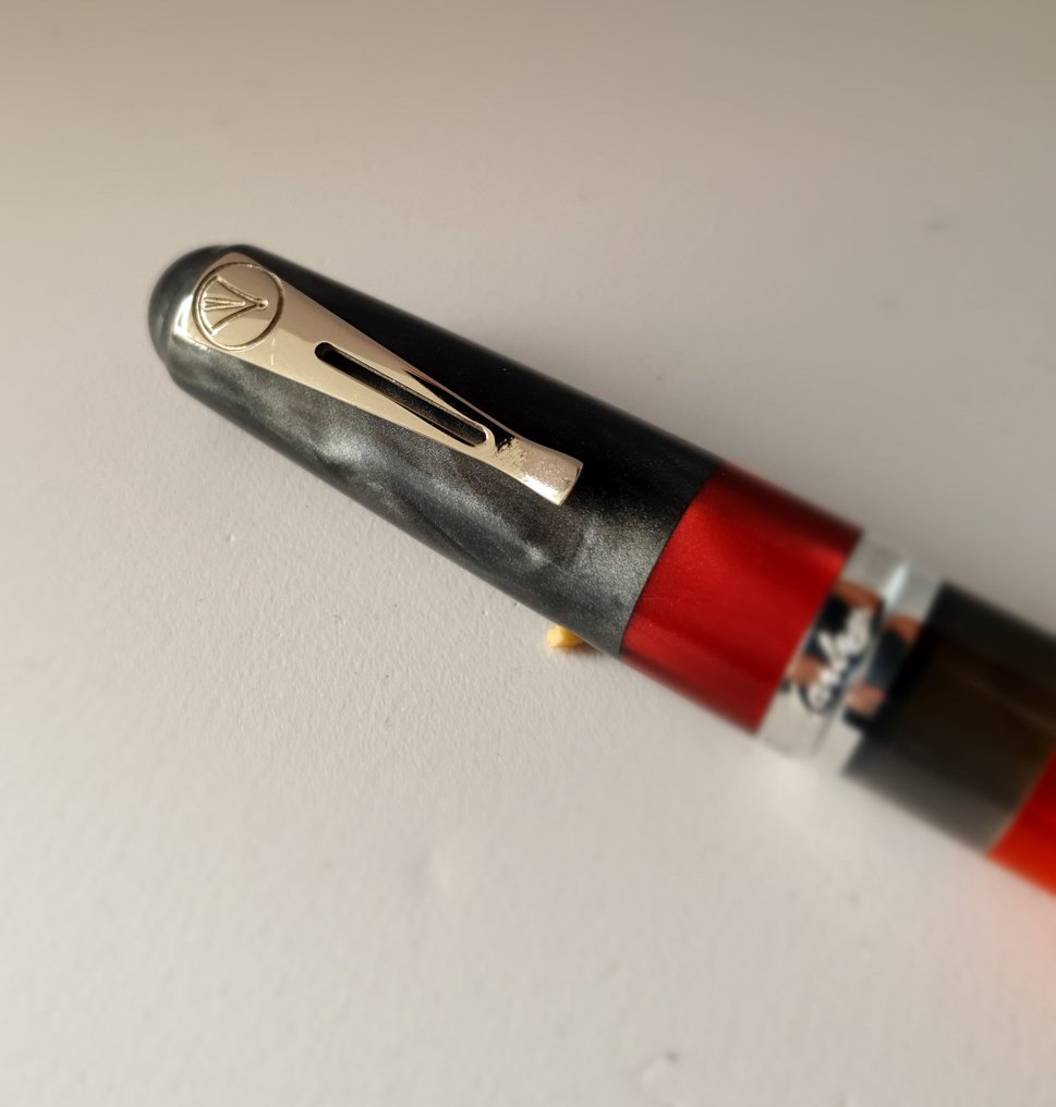 Marlen - MCH Paris Edizione numerata in Resina Grigia/Rossa/Arancio e Argento - 自來水筆 #3.2