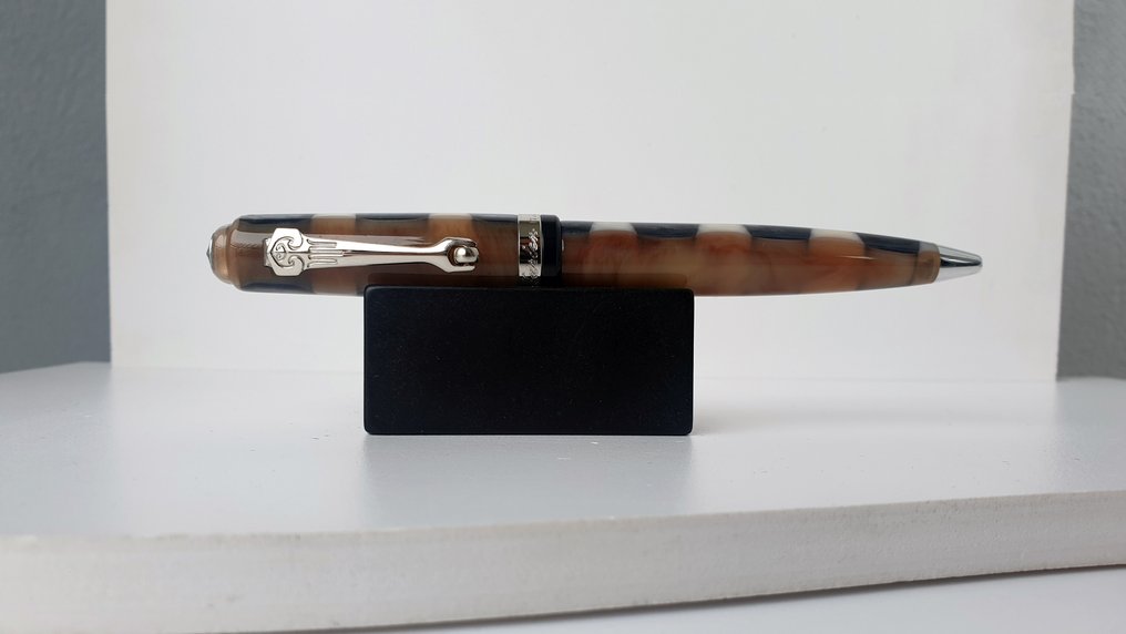 Marlen - E-COM - Edizione speciale in resina Marrone/Nera - Kuglepen #3.2