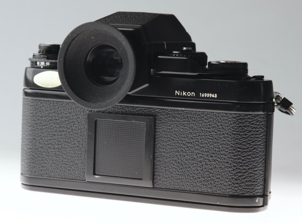 Nikon F3 HP / MD4 / SB16 Yksilinssinen digitaalinen peiliheijastuskamera (SLR) #3.2