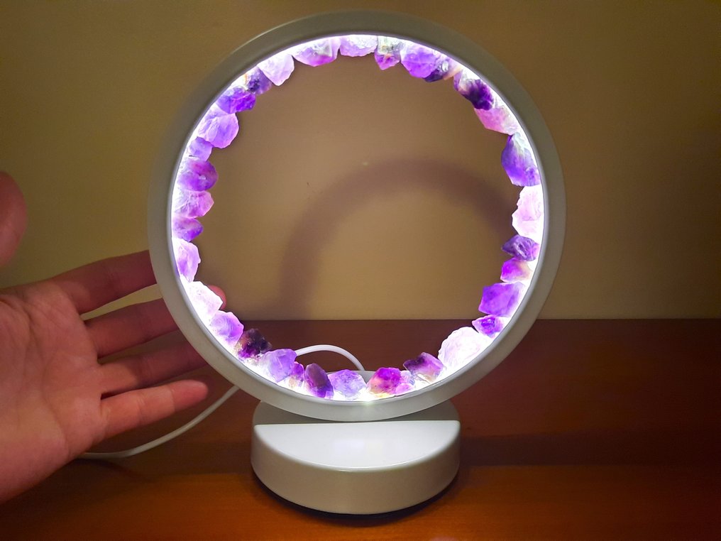 Beautiful lamp with natural Amethyst- 570 g #2.1