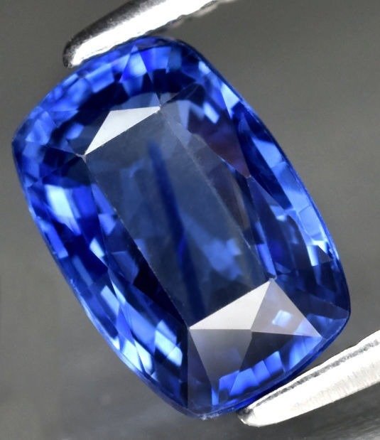 Fără preț de rezervă - 1 pcs  Albastru Safir  - 2.17 ct - GIA (Institutul gemologic din SUA) - Safir albastru de top #1.0