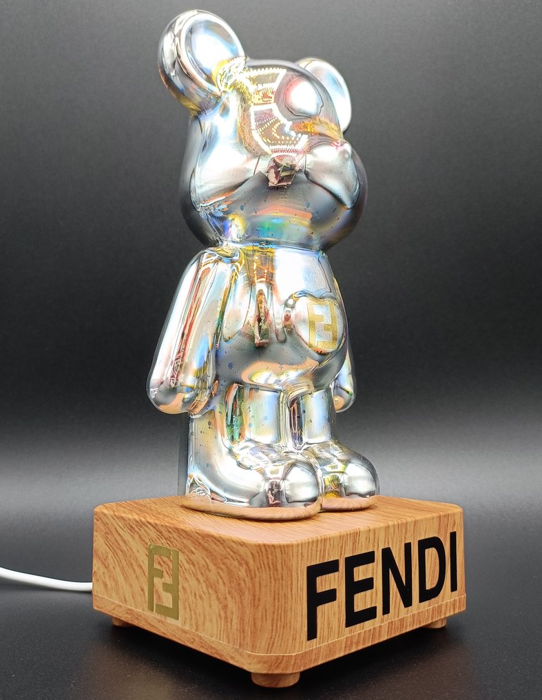 AMA • Pope (1985) - Aurora Borealis - Fendi #4.3