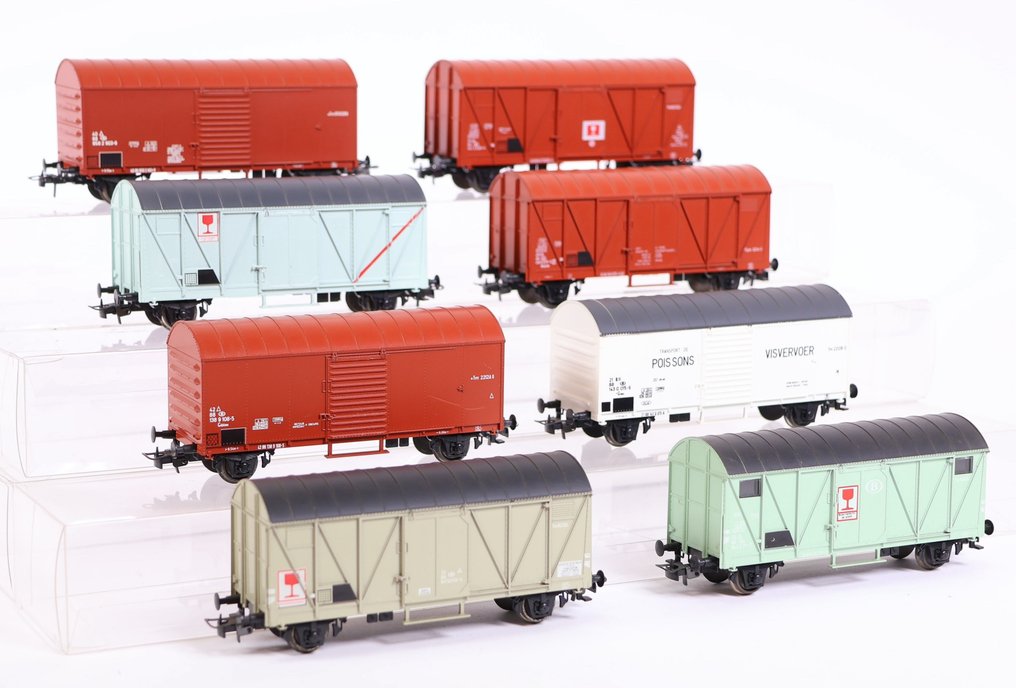 Liliput H0 - Vagón de tren de mercancías a escala (8) - Ocho vagones de mercancías cerrados del tipo Gkklms - NMBS #1.1