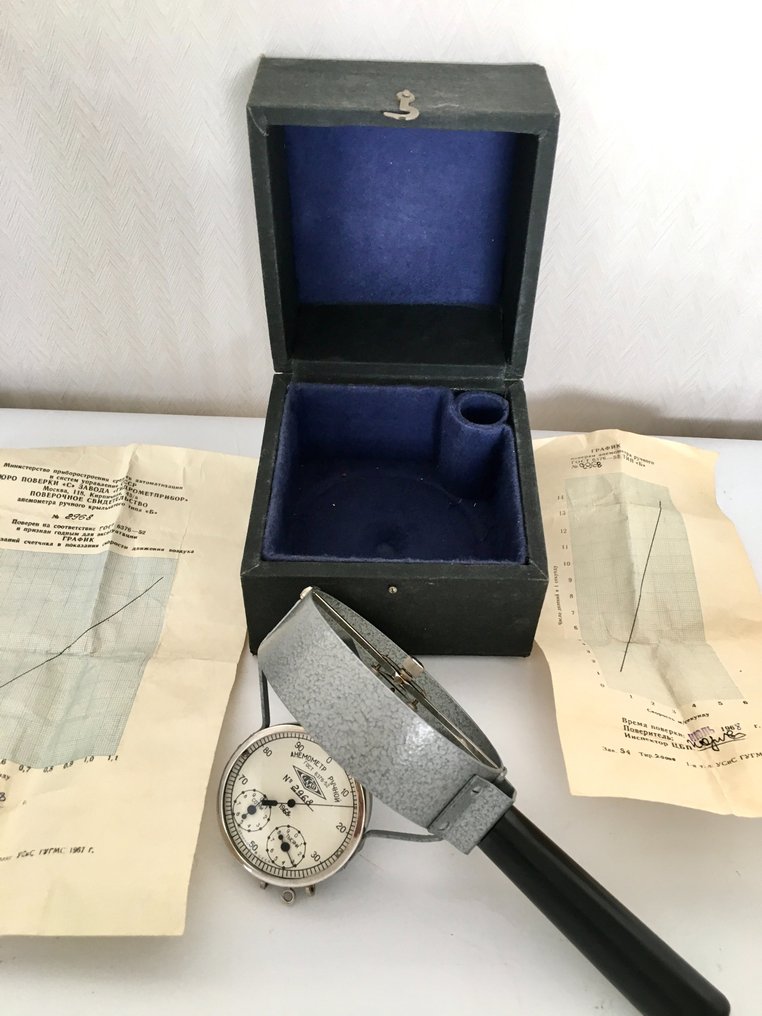 Anemometer - Vane anemometer U-5 in a box - metall, glas, trä - 1968 #1.1