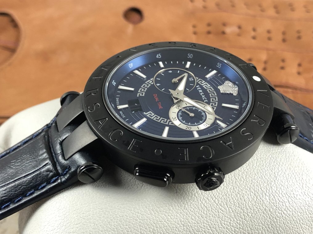 Versace - V-Race Dual Time - VEBV004 - Men - - auction