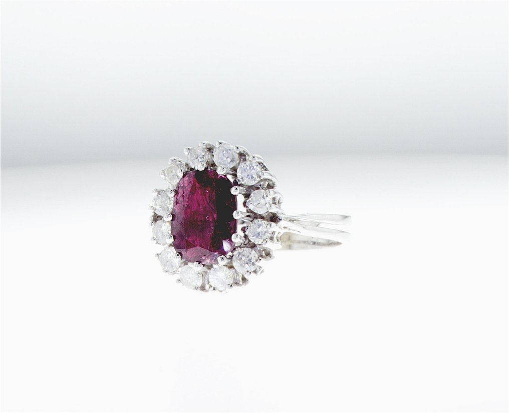 Cocktail ring - 14 kt. White gold -  3.15ct. tw. Ruby - Diamond #2.1