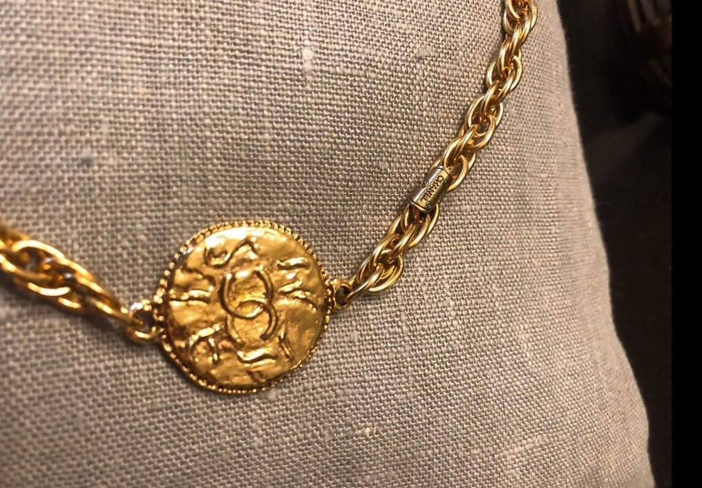 Chanel - Banhado a ouro - Colar chamativo - raro e lindo #2.1