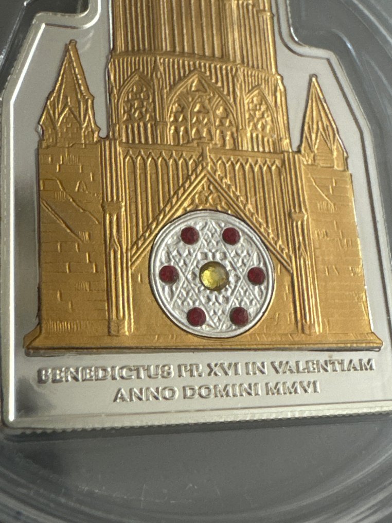 库克群岛. 5 Dollars ND 'Papst Benedikt XVI Anno Domini' - mit Swarovski Steinen, (.999)  (没有保留价) #1.0