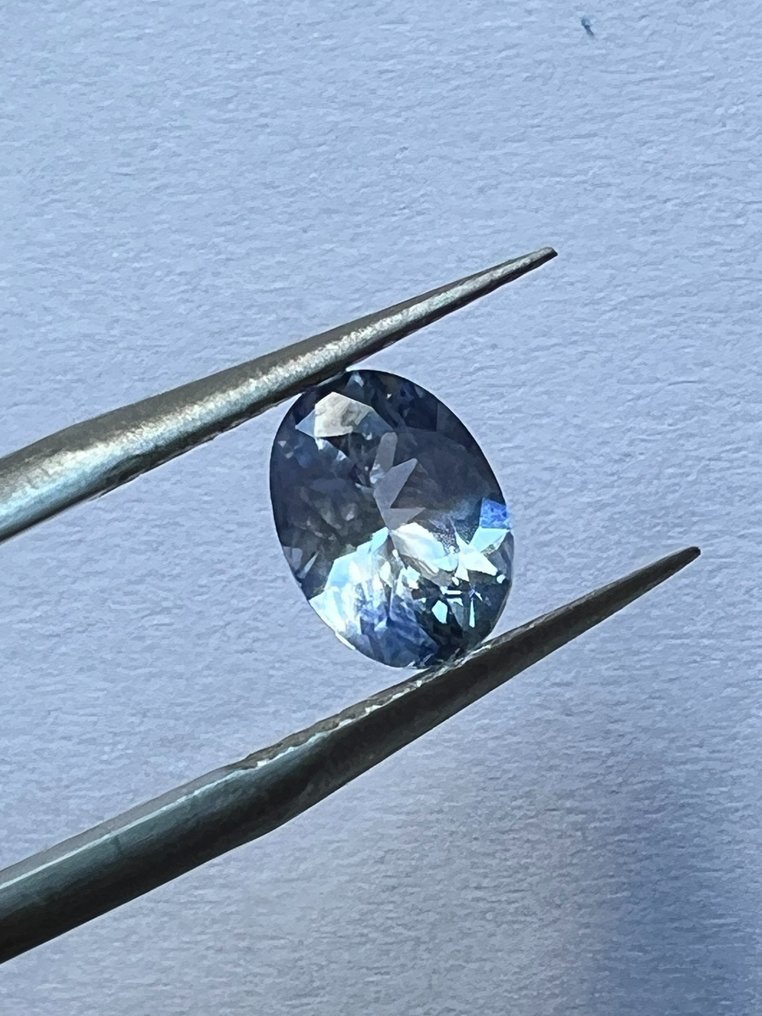 Bleu Saphir  - 1.31 ct - International Gemological Institute (IGI) - Bleu clair #2.1